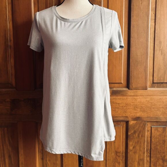 Cuddl Duds Women's Gray Short Sleeve Shirt Size Small Asymmetrical Hem Soft - Picture 1 of 7